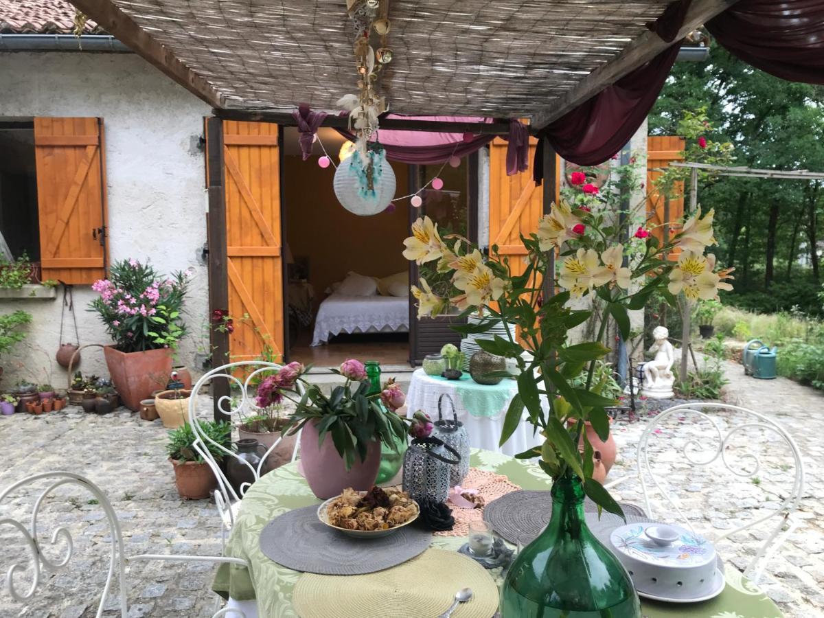 Au Pain Des Anges Hotel Saint-Gervais en-Belin Екстериор снимка